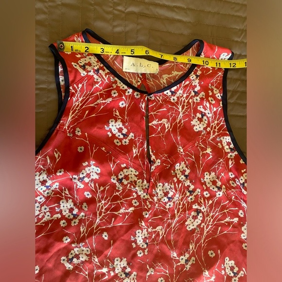 A.L.C. Cherry 🍒 Blossom Silk Chiffon Top Blouse Sleeveless ***With Defec… - Picture 10 of 13